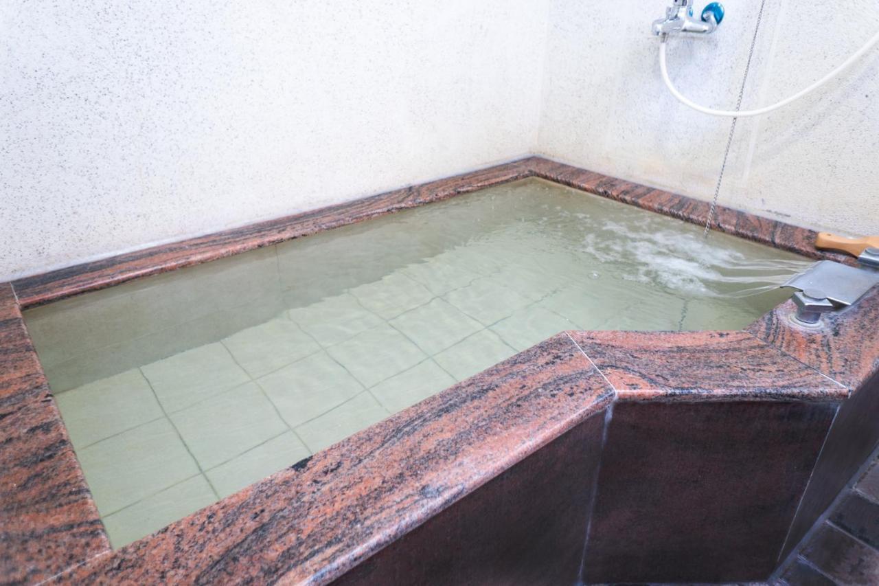 Youngs Hotspring Hotel Jiaoxi Bagian luar foto